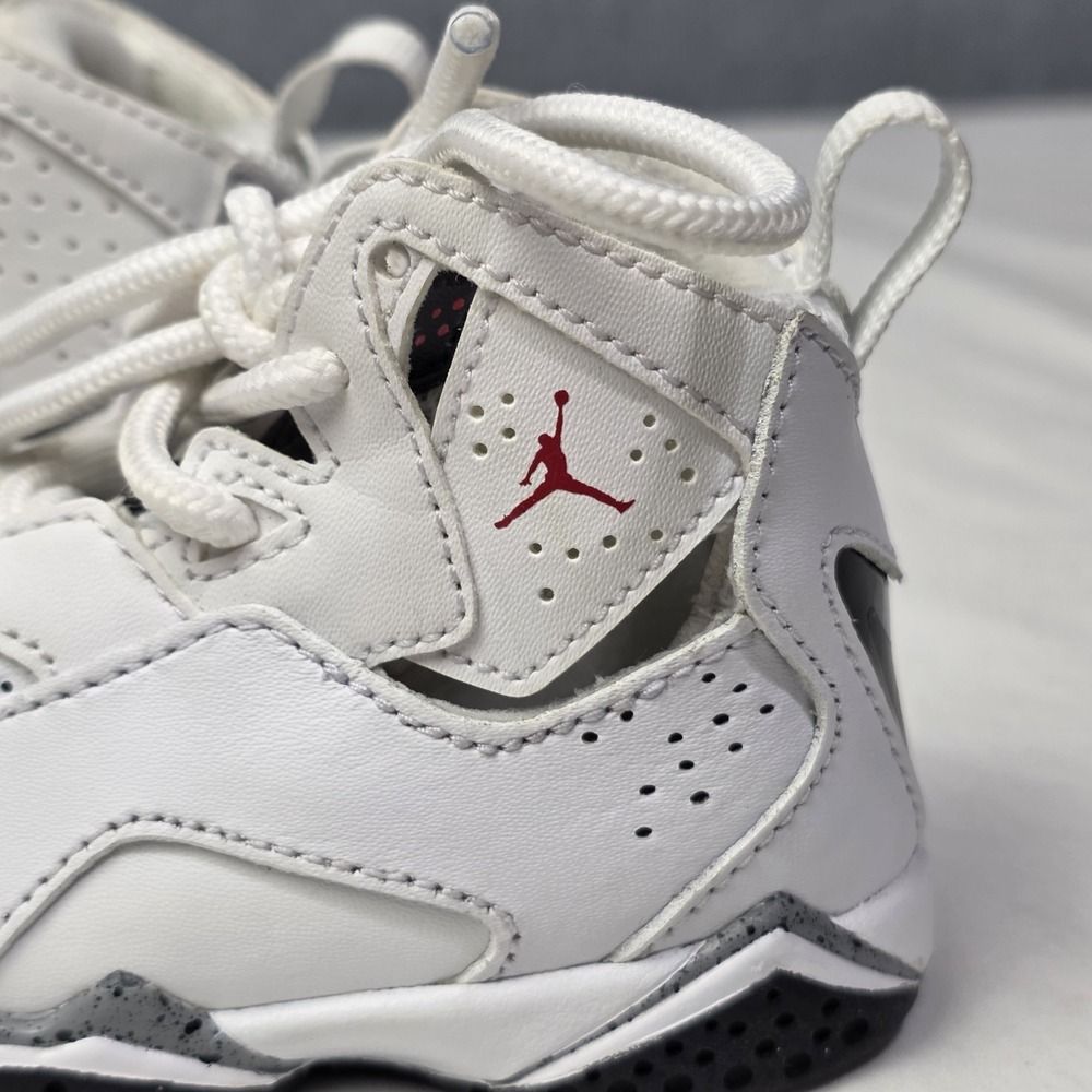 Air Jordan True Flight TD in the White/Gym Red/Black-Wolf Grey - Baby Size 4C - Picture 3 of 10